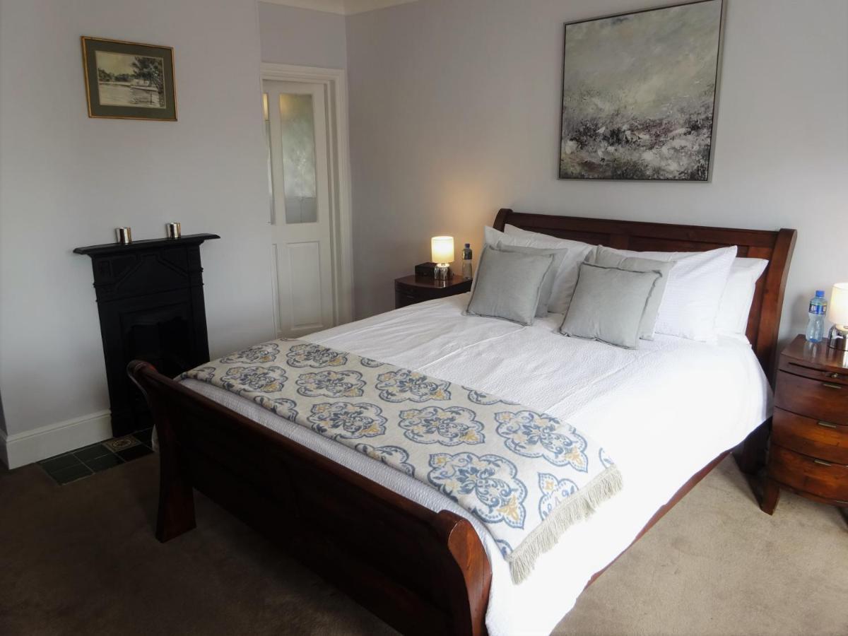 Moonfleet House Villa Уинтъртон-он-Сий Екстериор снимка