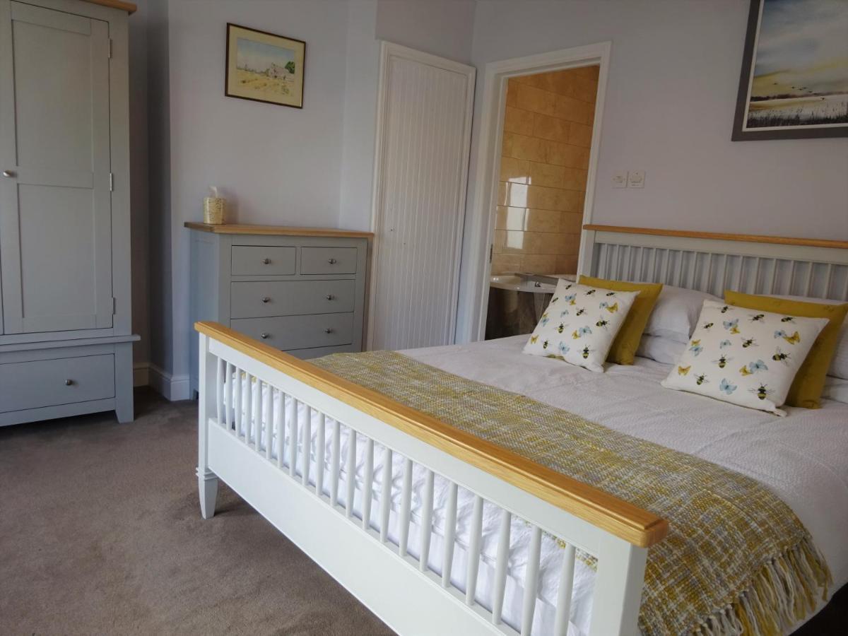 Moonfleet House Villa Уинтъртон-он-Сий Екстериор снимка